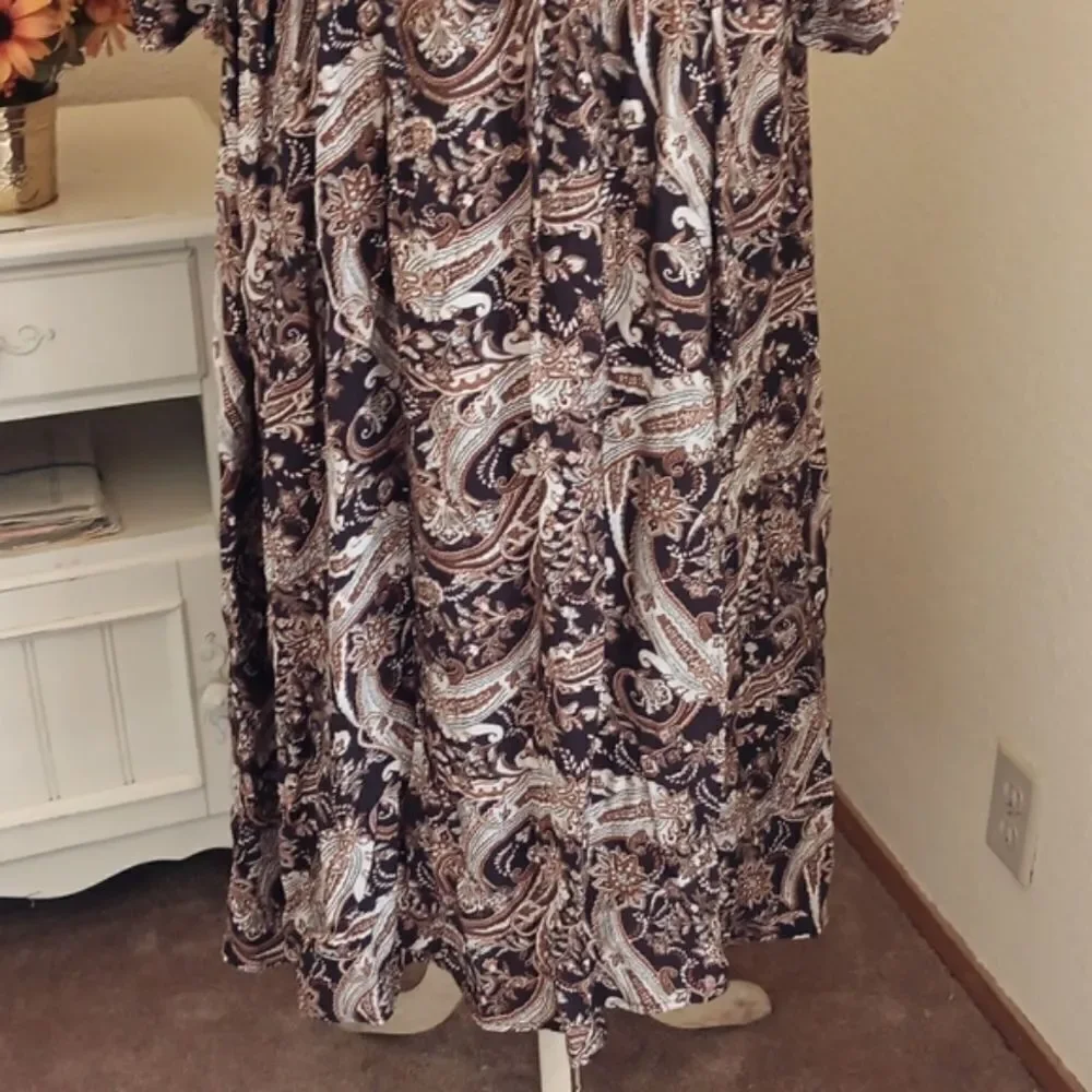 NWT by the River Granny Dress - Picture 4 of 16
